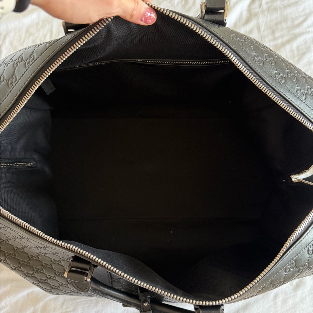 Gucci - GG Emblem Large Duffle Bag - Picture 7 of 16